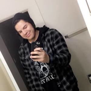 Meet your Posher, Dennis